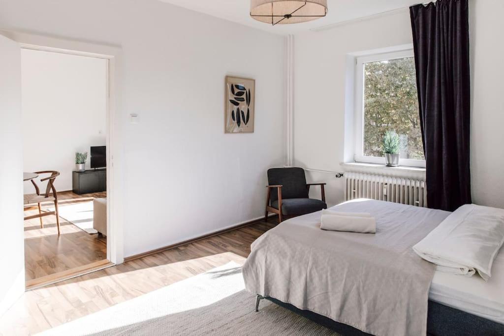 Komplett Neu: 2-Zi Zentral Im Altbau. 24H-Checkin Kiel Eksteriør billede